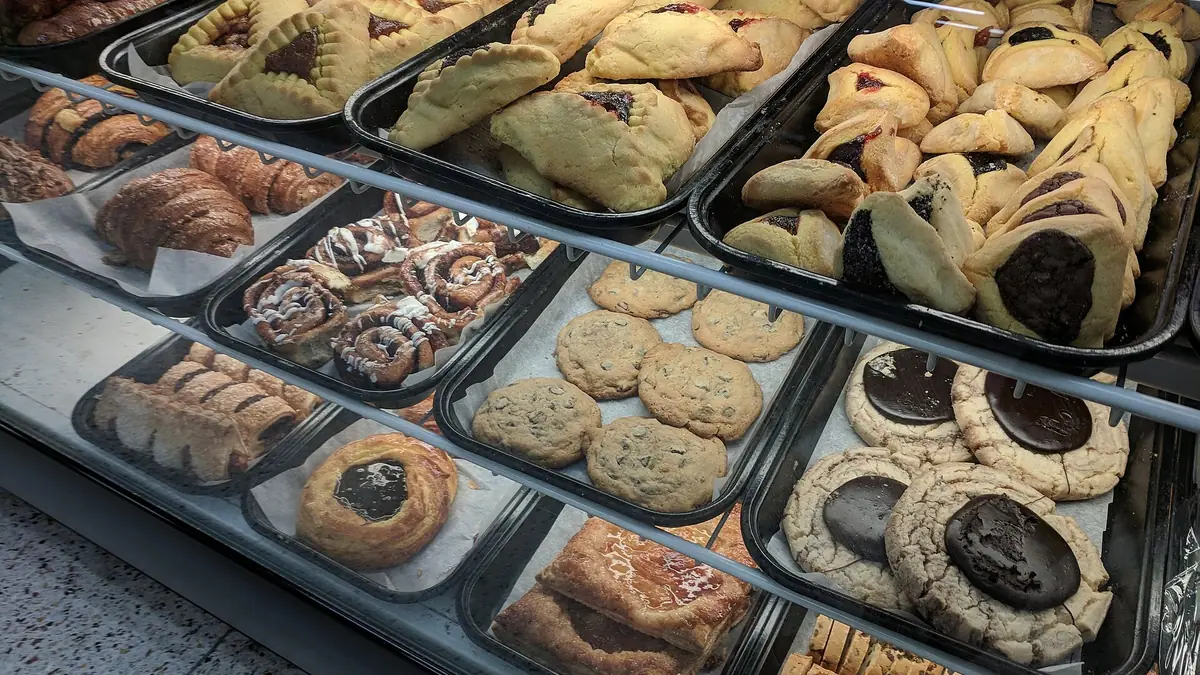 Coughlans – bakery in Coulsdon, London